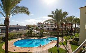 Globe 45 Apartment - Top Location & The Strip Albufeira